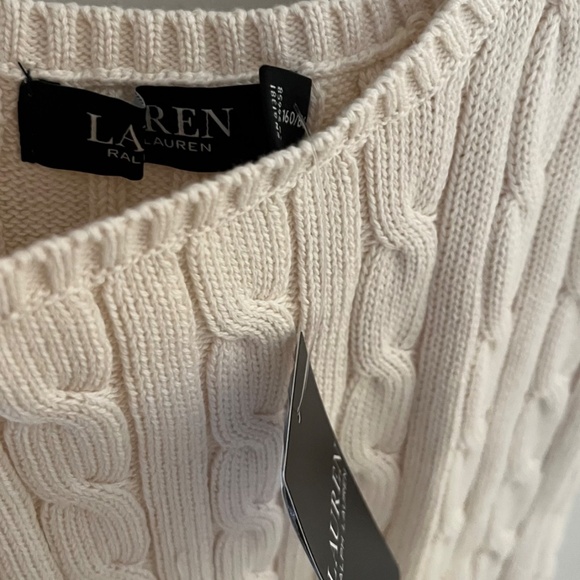 Cable-Knit Sleeveless Sweater S - Picture 10 of 13